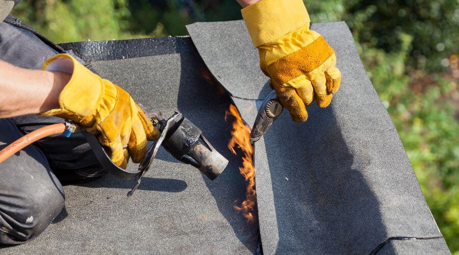 Professional gutter cleaning in Ridgewood, NJ